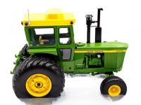 John Deere 6030 tractor Image 1